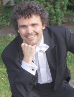 Portrait d'Eric Vivion-Grandi, ténor lyrique